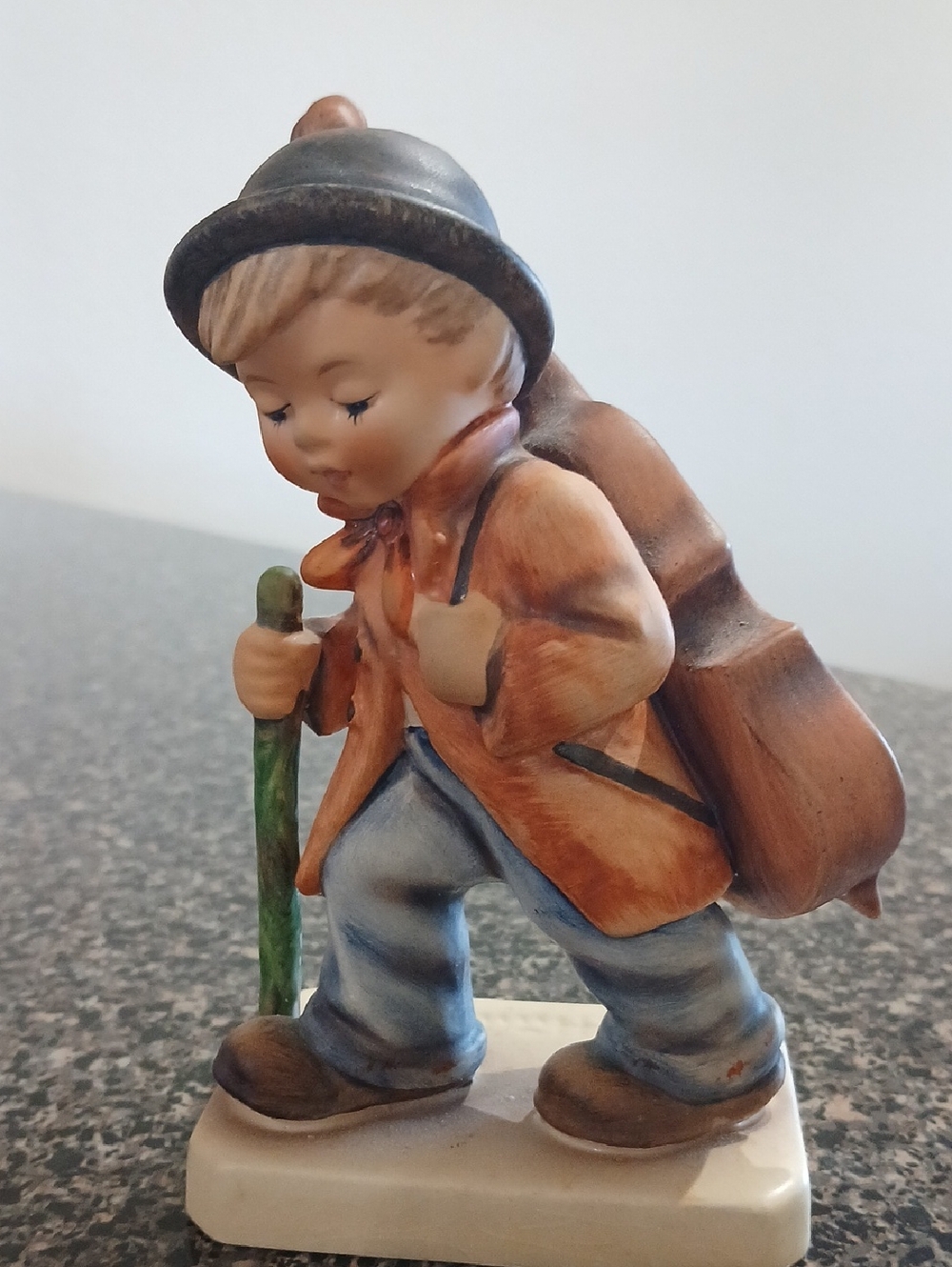 Vintage Hummel Goebel 5 1/2 In Tall